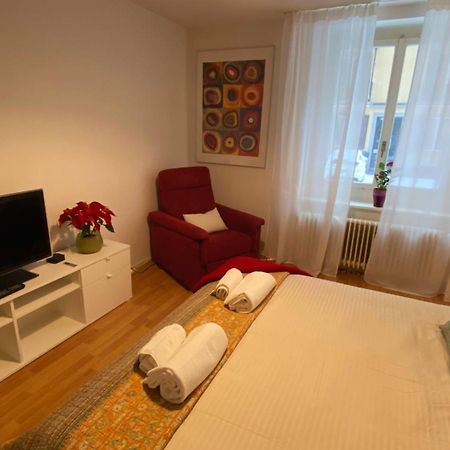 Hilda: Tranquillo Appartamento In Centro Zürich Buitenkant foto