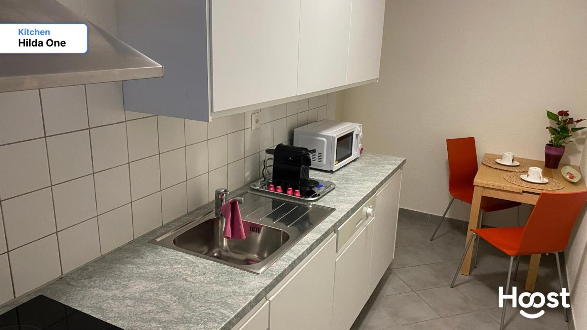 Hilda: Tranquillo Appartamento In Centro Zürich Buitenkant foto